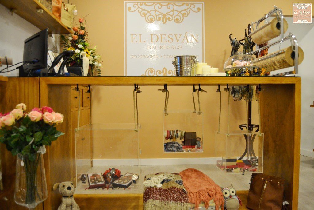 EL DESVAN 8