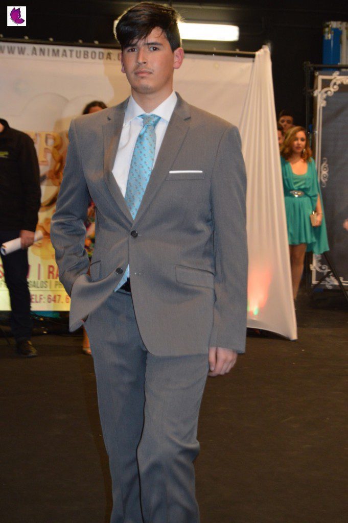 DESFILE EN FEVEN 16