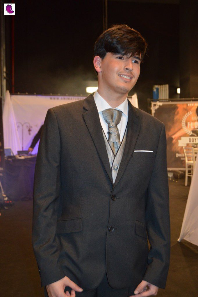 DESFILE EN FEVEN 3