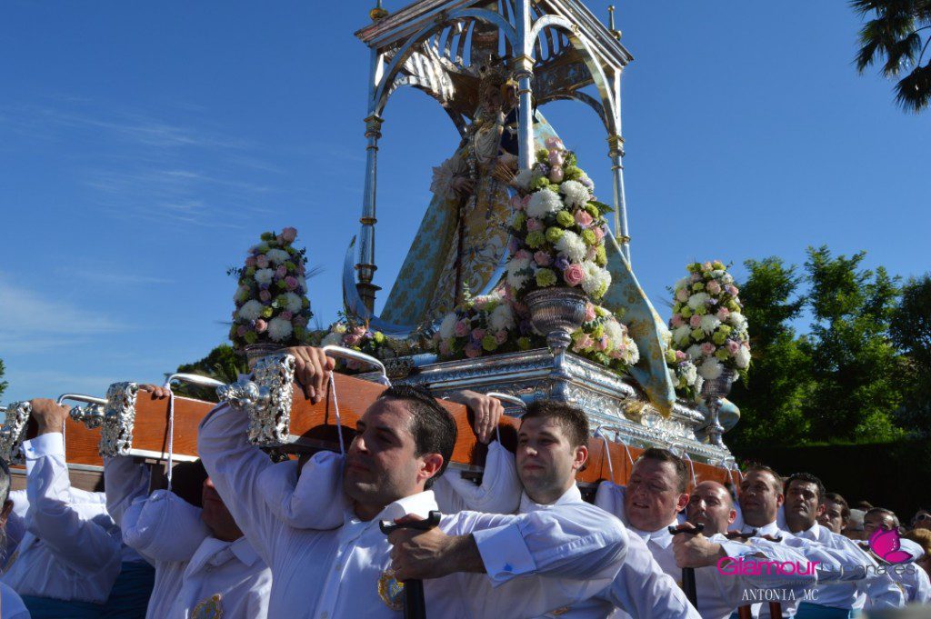 PROCESION4