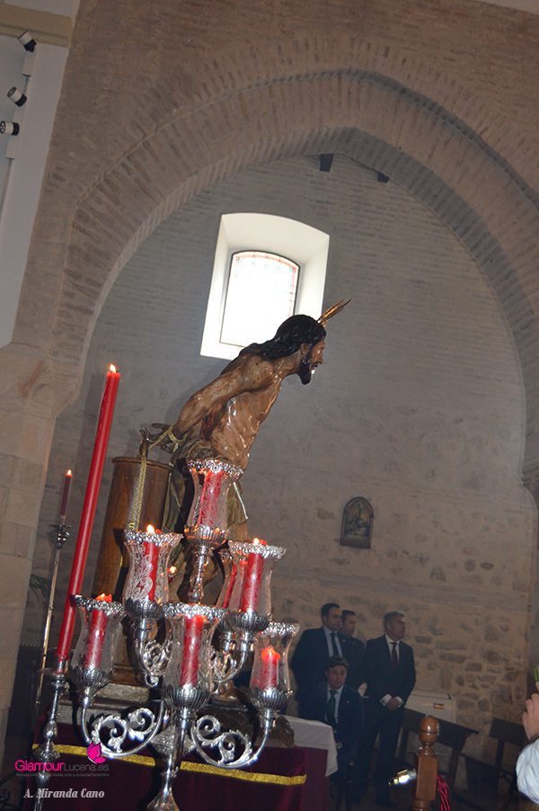 BESAMANOS 15