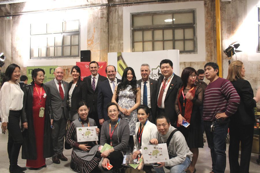 autoridades lucentinas en la apertura del evento en Madrid