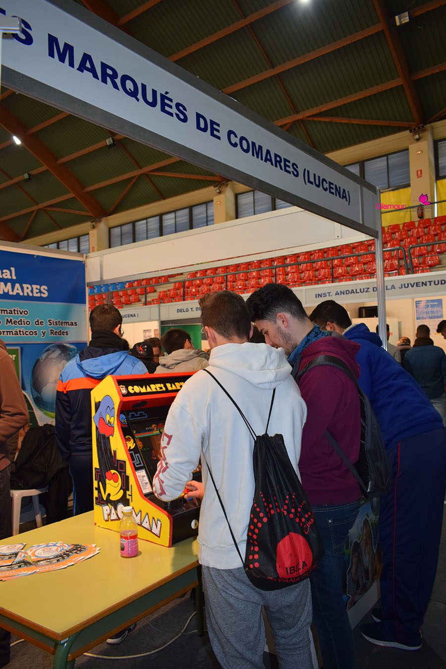 estudiantes 12 vertical