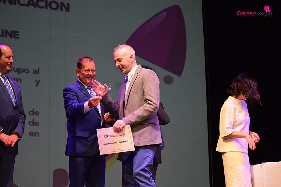 premios 25