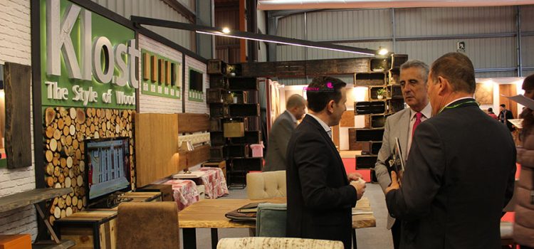 Los empresarios de la madera se muestran satisfechos con el apoyo del Ayuntamiento de Lucena
