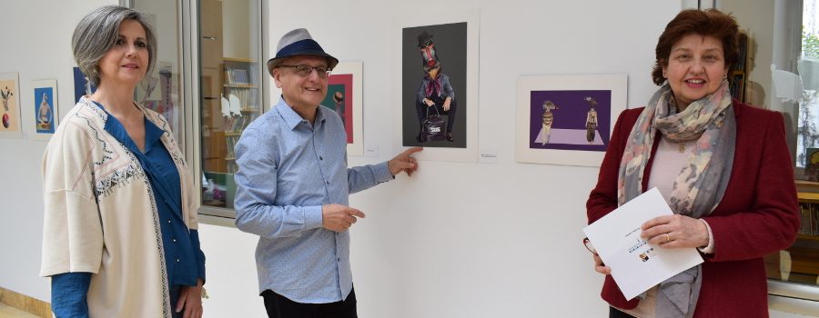 El artista Paco Abril expone “Collages” y realiza talleres para niños en la Biblioteca Municipal