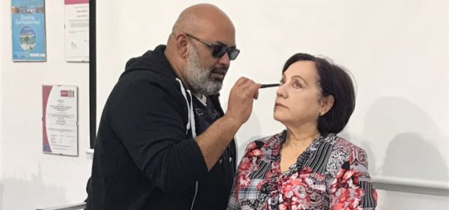 El  famoso maquillador Lewis Amarante visita HairTopelg Lucena