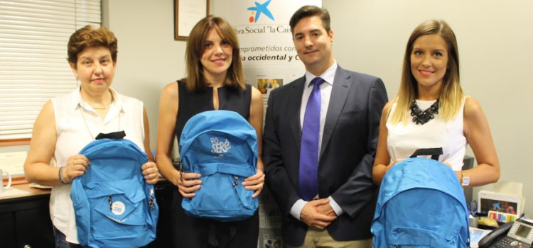 La Obra Social de ‘la Caixa’ entrega al ayuntamiento 280 kits escolares para su distribución entre las familias en exclusión social