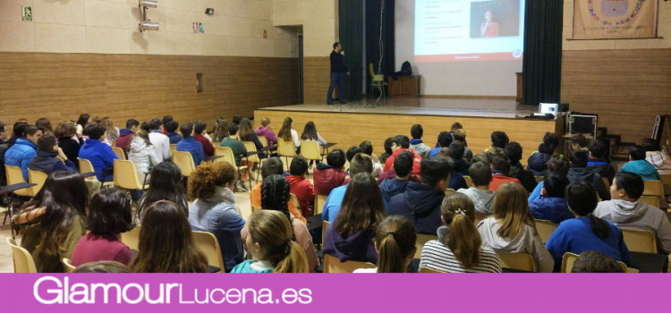 Comienzan las charlas del instituto nacional de ciberseguridad (INCIBE) en Lucena