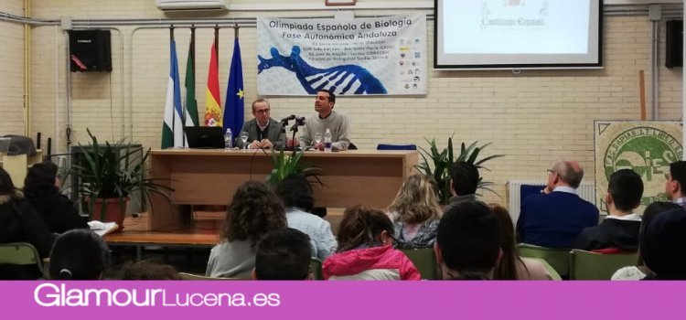El Juez Decano Esteban Rondón imparte una conferencia en el IES Juan de Aréjula con motivo del 40 Aniversario de la Constitución
