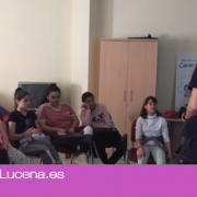 INFO: Bomberos Unidos Sin Fronteras difunde su actividad solidaria entre los menores de Lucena