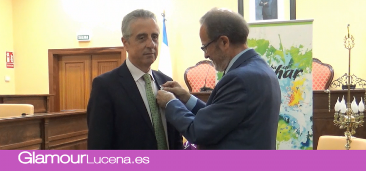 El alcalde de Lucena se convierte en embajador de Córdoba en Azahar