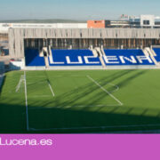 El Ayuntamiento ultima la puesta a punto del estadio ante el duelo de Copa del Rey entre el Ciudad de Lucena y el Sevilla FC