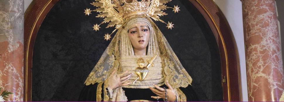 SABADO GLORIA: Nuestra Señora de la Soledad vela ante cristo yacente