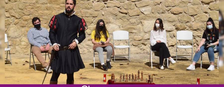 Se estrena “La Batalla de Lucena contada en un tablero de ajedrez” mezclando el microrrelato con experiencias turísticas en el Castillo del Moral