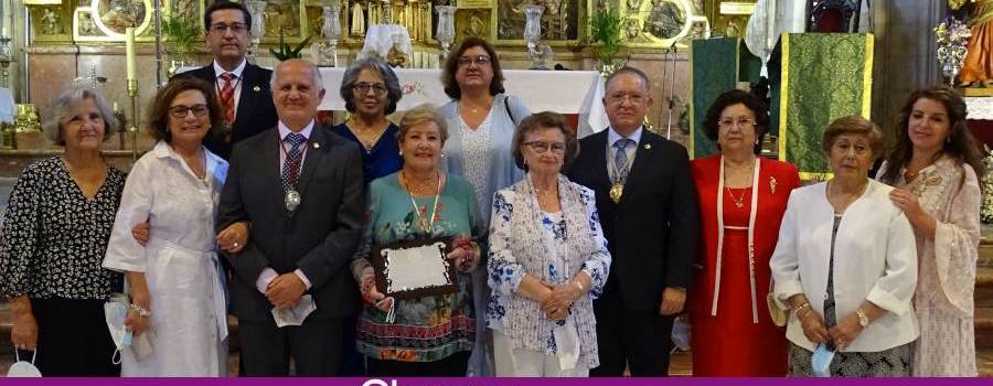 El área sanitaria Sur de Córdoba, las residencia San Juan de Dios y Nueva Aurora, y el Taller de María reciben la placa de honor de la Real Archicofradía de la Virgen
