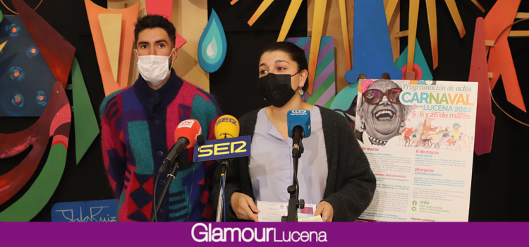 Lucena recupera el Carnaval con pasacalles y actuación de chirigotas