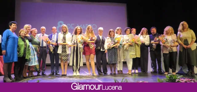 La Gala de la Mujer entrega un reconocimiento a 8 mujeres por su trayectoria personal y profesional