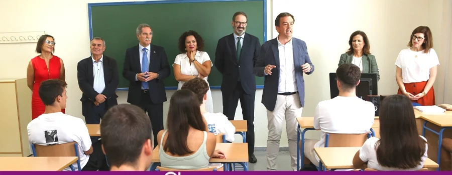 La provincia de Córdoba da la bienvenida a las clases de Secundaria y  Bachillerato en Lucena
