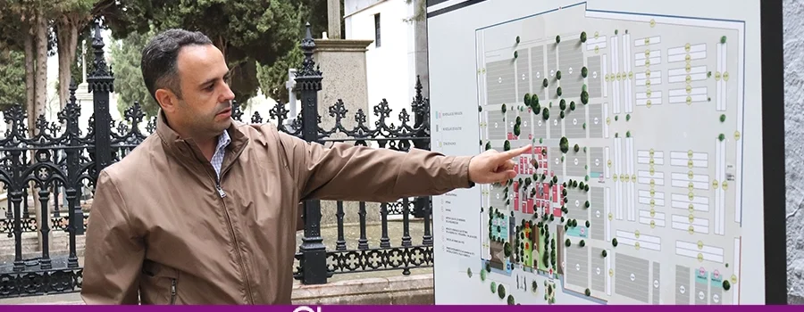 El Ayuntamiento de Lucena prepara los cementerios municipales para las visitas  del Día de los Difuntos