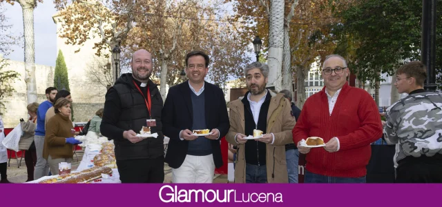 Tarde de dulce, se reparten hasta 5.000 raciones del Roscón de Reyes Gigante en Lucena