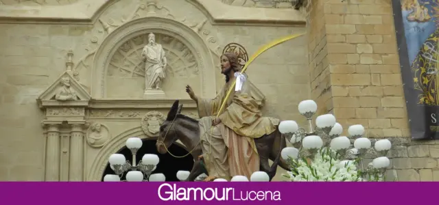 Cofradía de Ntro Padre Jesús en su entrada a Jerusalén “Pollinita”, imágenes del Domingo de Ramos