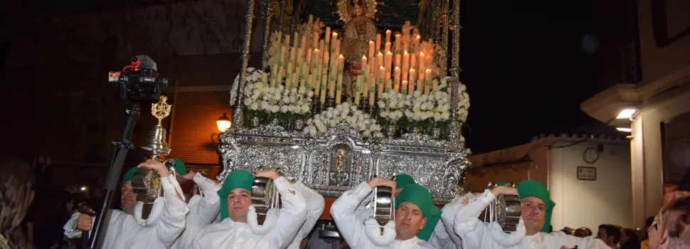 Procesión de la Cofradía de la Columna y Esperanza, imágenes del Jueves Santo 2024