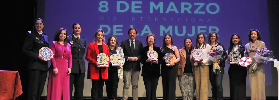 Lucena celebra el acto institucional por el Día de la Mujer