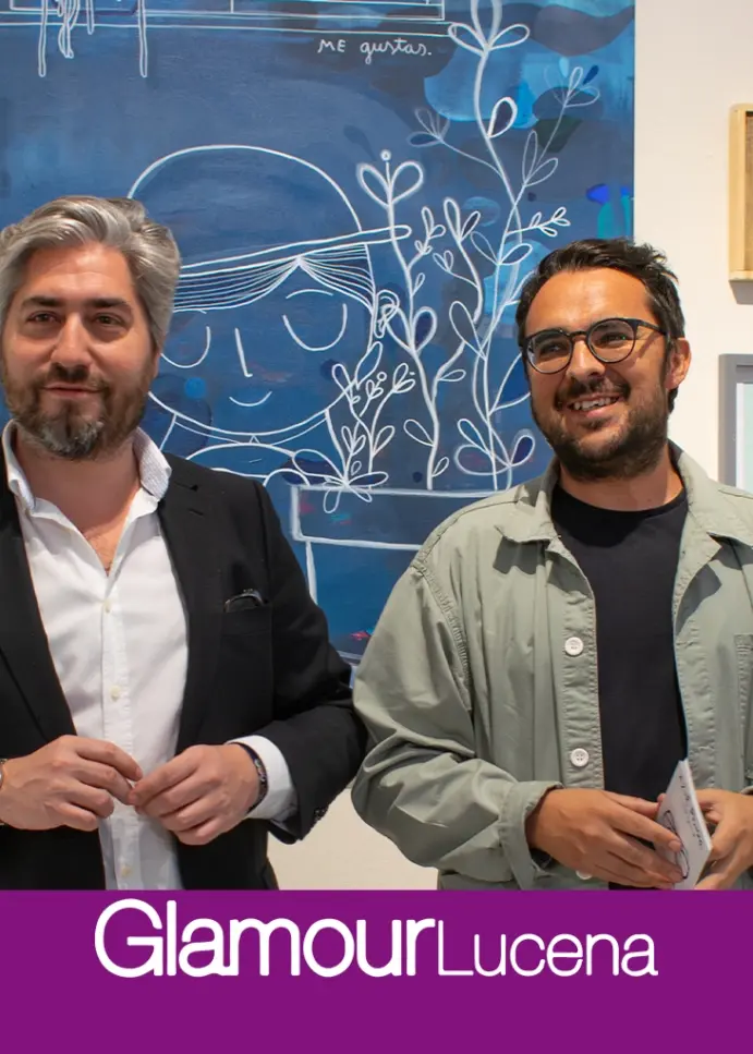 Cisco Espinar estrena la exposición “Azul Prusia” con sonidos, pinturas e ilustraciones en torno a una casa de  grandes dimensiones