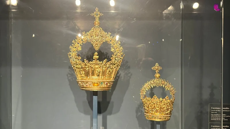 corona vigen de araceli exposición