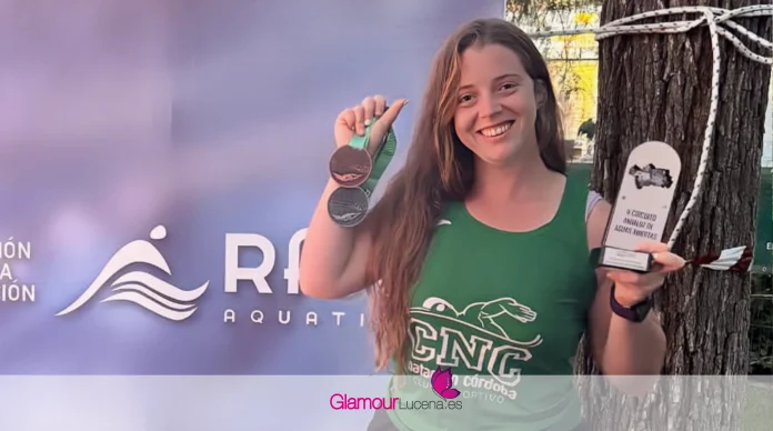 Elia Mª Cuenca nadadora lucentina aguas abiertas