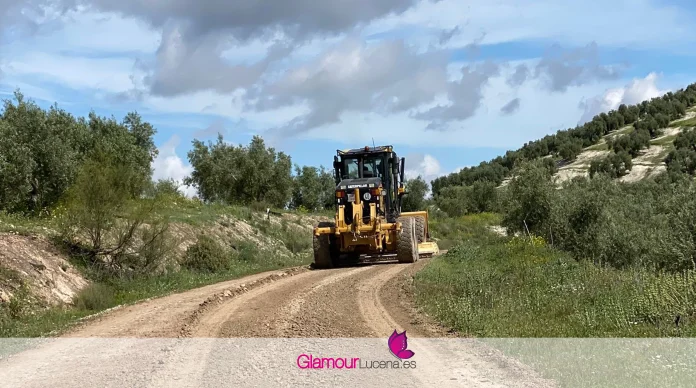 maquinaria caminos rurales Lucena